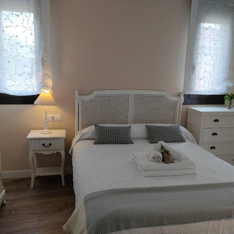 Apartamentos Antonia Cuzcurrita-Río Tirón Екстериор снимка